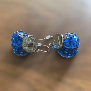 유리잔 귀 액세서리