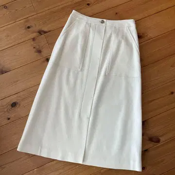 미사용 새상품 UNTITLED 언타이틀 스커트 XXS, 작은 사이즈