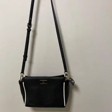 kate spade 블랙 숄더백 새상품급