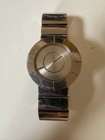 ISSEY MIYAKE 손목시계