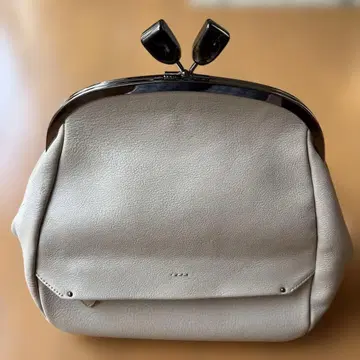 그레이 가죽 가마구치 숄더백