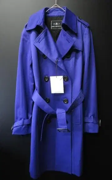 새상품 그레이스 콘티넨탈 GRACE CONTINENTAL 트렌치코트