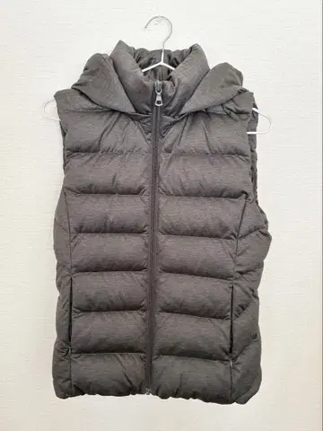 그레이 후드 부착 다운 베스트 L