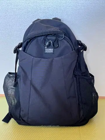 SIERRA DESIGNS 블랙 백팩