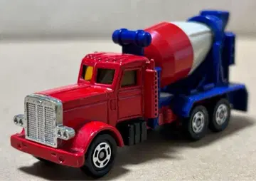 토미카 아메리칸 믹서기 자동차