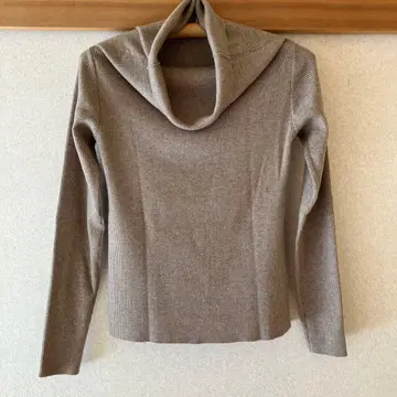 MilaOwen 드레이프 디자인 오프숄더 니트