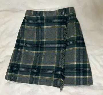 그레이 계열 체크 프린지 랩스커트