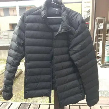 유니클로 울트라 라이트 다운 자켓 L 블랙