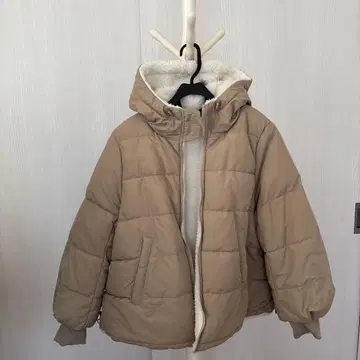 리버서블 후드 부착 자켓