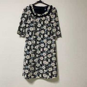 코투 COTOO 꽃무늬 7부 소매 무릎 기장 원피스