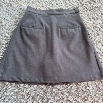 [ 새상품 ] 베이스먼트 온라인 그레이 미니 스커트 팬츠 포켓 부착