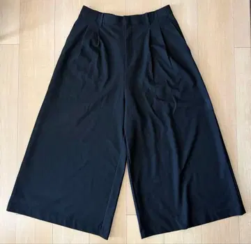 [중고품] 유럽에서 구매, UNIQLO 와이드 팬츠 네이비