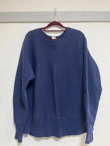 버팔로 밥스 네이비 맨투맨