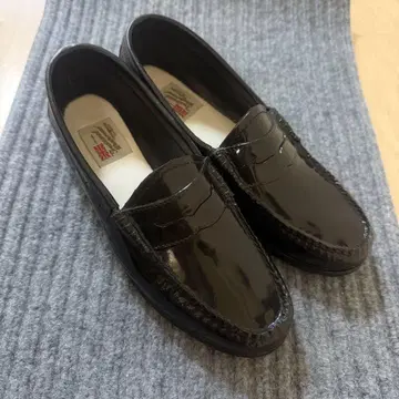 [ 새상품급 ] 트래디셔널 웨더웨어 코인 로퍼 에나멜