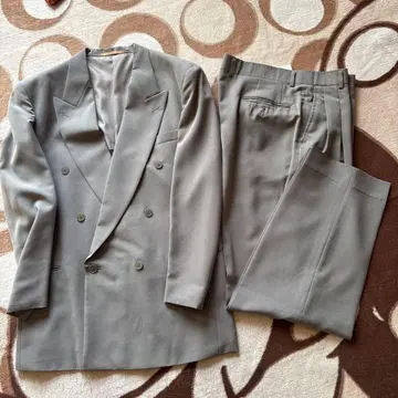 그레이 더블 브레스트 수트