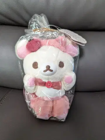 코리락쿠마 스트로베리 캣 봉제 인형