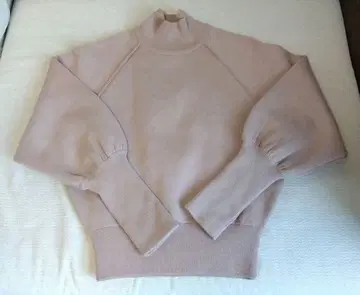 나노 유니버스 하이넥 니트 긴팔 베이지