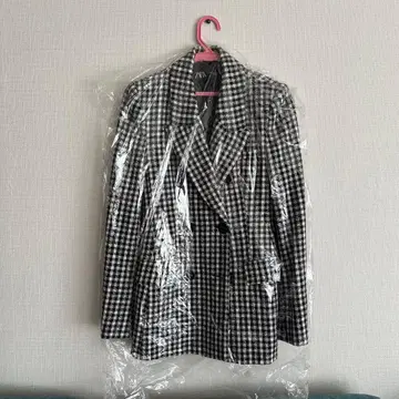 ZARA 체크 무늬 블레이저