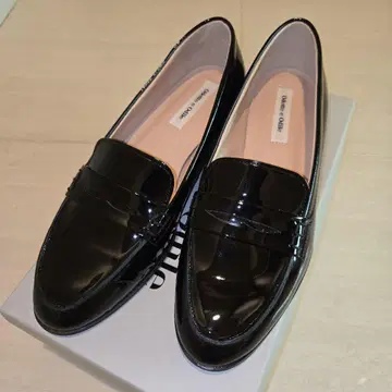 Odette e Odile 블랙 로퍼