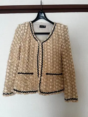 Danity 플라워 자수 노카라 자켓 M 사이즈