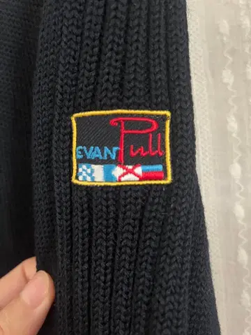EVAN Pull 네이비 니트 스웨터 지퍼 포함 이탈리아제