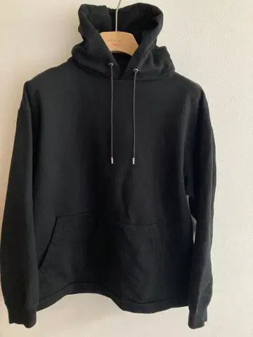 UNITED TOKYO 블랙 후드티 사이즈 2