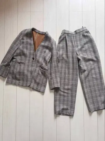 abahouse mavie의 체크 무늬 자켓과 팬츠 셋업