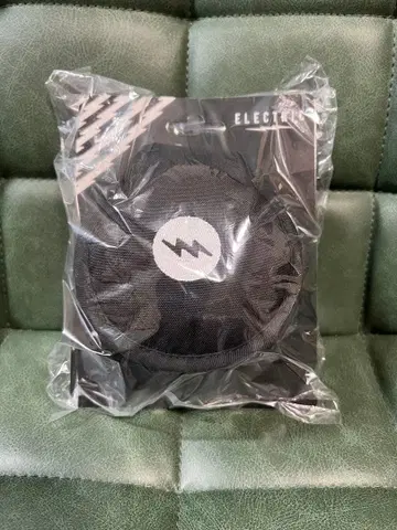 ELECTRIC 블랙 귀도리