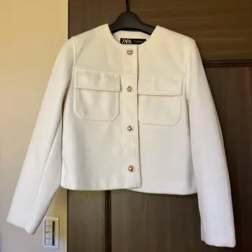 ZARA 고급 화이트 자켓