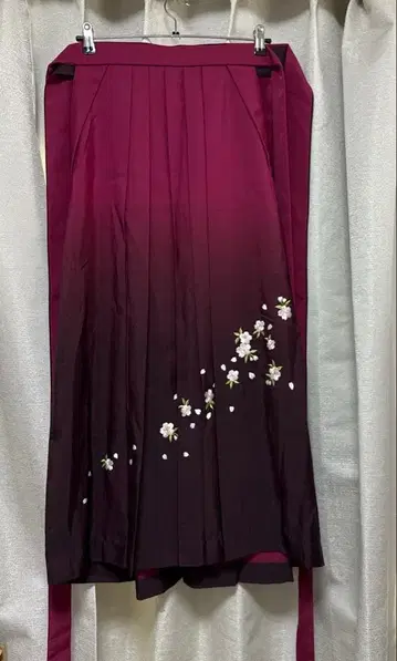 하카마 자수 그라데이션 M 사이즈