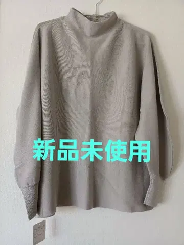 알파벳 알파벳 그레이 하이넥 니트 프리 사이즈