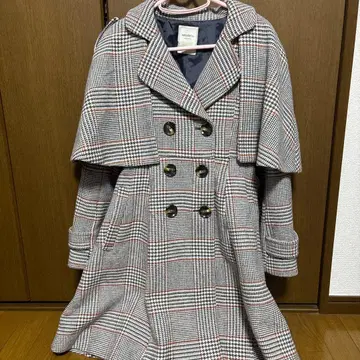 titty & Co. 케이프 포함 울 트렌치코트