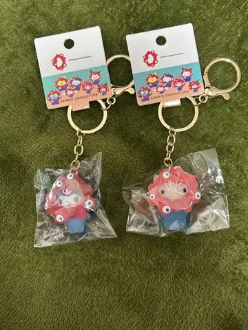 미야쿠미야쿠 산리오 키링 헬로키티 쿠로미 세트2