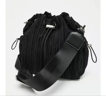 ZARA 플리츠 복조리 백 블랙 완판템