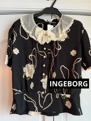 잉게보그 상하의 세트 보석 패턴 셋업