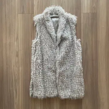 투모로우랜드 베스트 테디