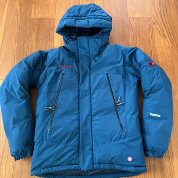 MAMMUT 네이비 다운 자켓