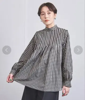 UNITED ARROWS P 타프타 프릴 하이넥 블라우스