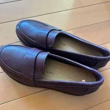 새상품급 unstructured by clarks 가죽 23cm