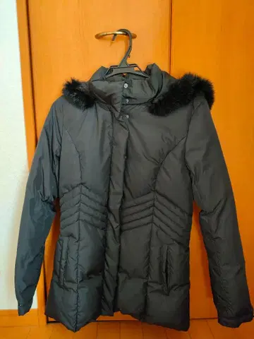 다크 그레이 블랙 후드 부착 다운 자켓 M