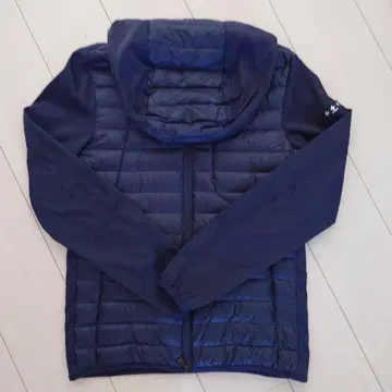 TATRAS 후드 부착 네이비 다운 자켓