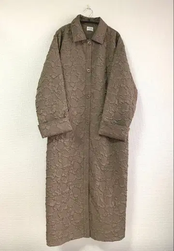 메리제니 롱 코트