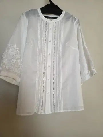 미사용 새상품 카파 자수 코튼 로운 블라우스