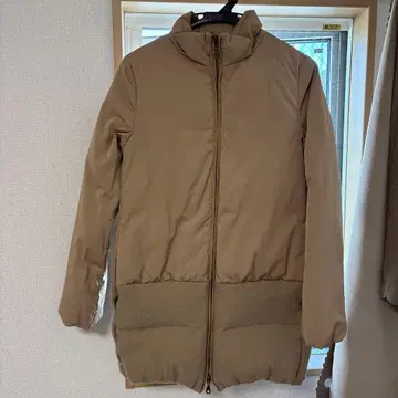 INDIVI 베이지 다운 자켓 38