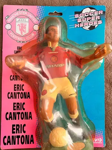 맨체스터 유나이티드 빈티지 에릭 칸토나 피규어