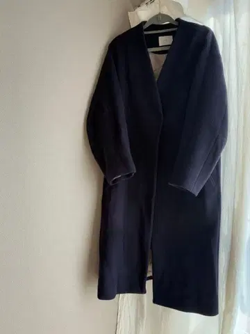 울 혼방 롱 코트 네이비 새상품급입니다