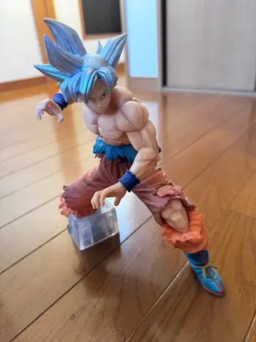 손오공 액션 피규어