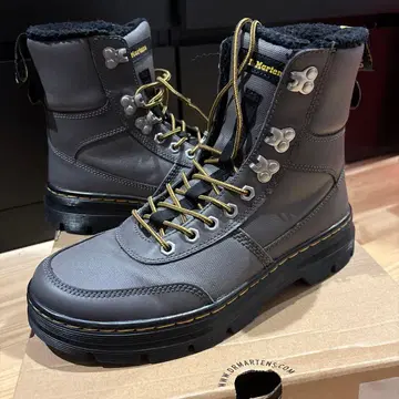 닥터마틴 부츠 COMBS TECH FL 26