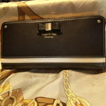 Samantha Vega 장지갑 블랙/화이트