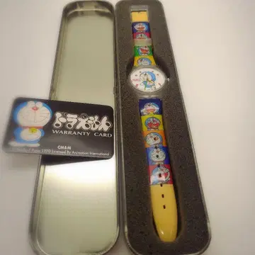 새상품급 도라에몽 레트로 손목시계 레트로